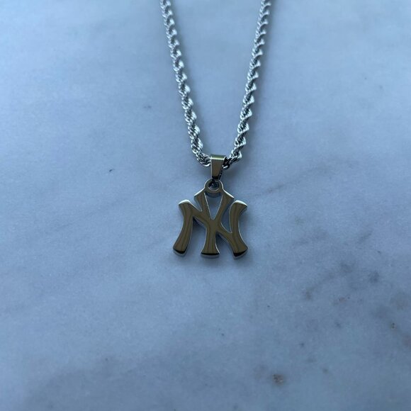 Silver New York Necklace - NY Yankee 3mm Rope Necklace - Gift for Her Valentines - Picture 2 of 2